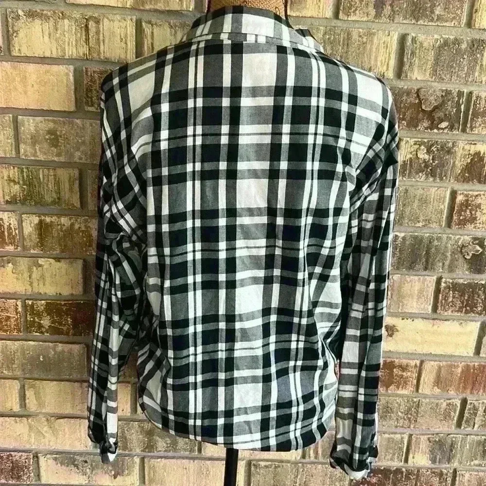 Victoria's Secret Women's Checkerboard Plaid Pajama Shirt Size S -Cozy & Stylish
